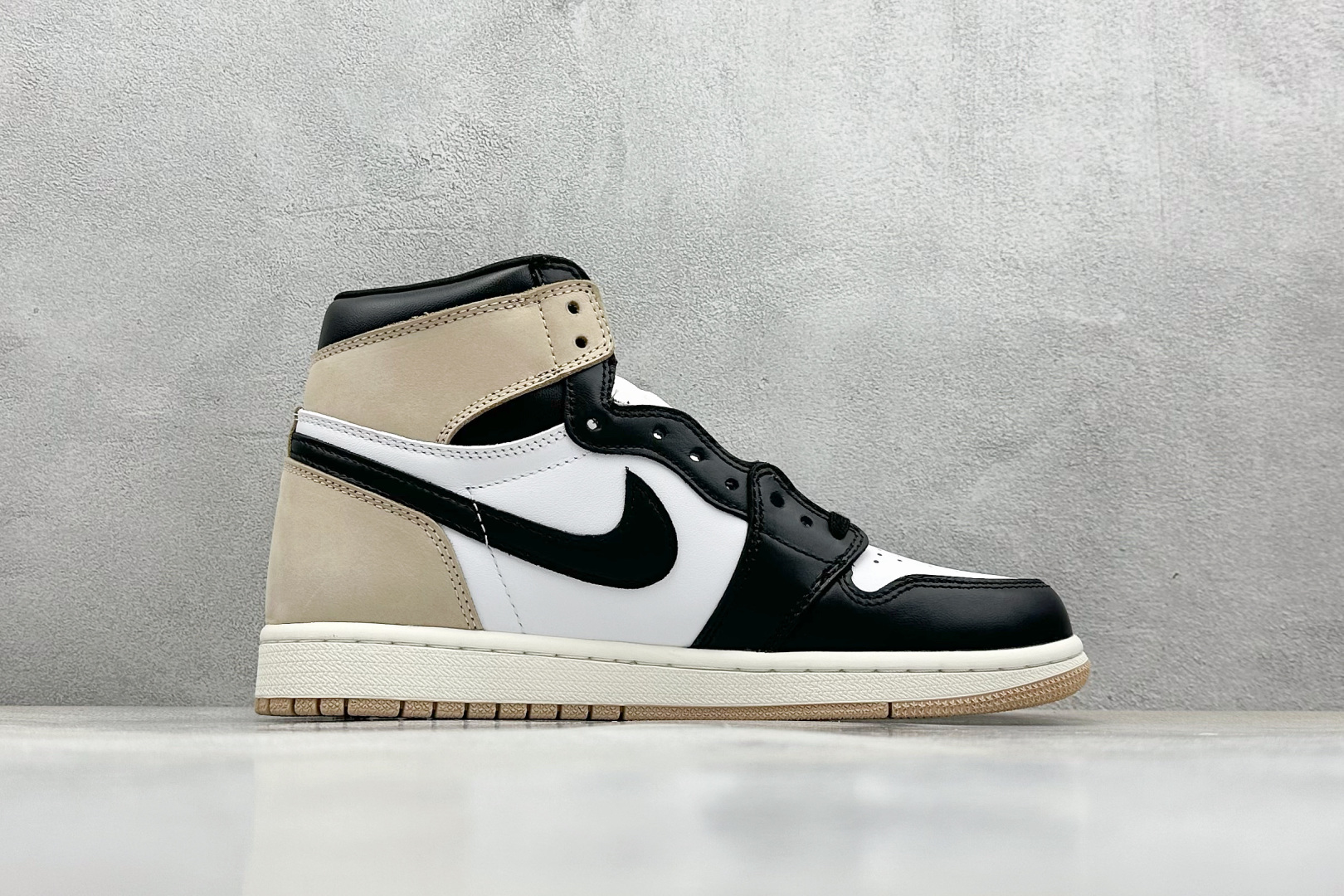 280 F版 Jordan Air Jordan 1 High OG AJ高帮·棕黑 FD2596-021