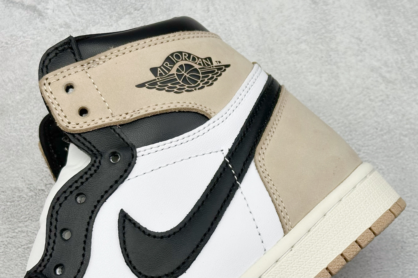 280 F版 Jordan Air Jordan 1 High OG AJ高帮·棕黑 FD2596-021