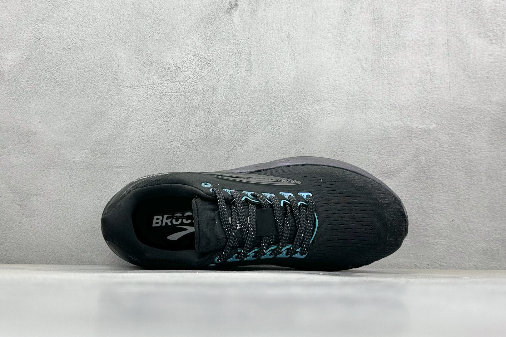  
Brooks 布鲁克斯 Glycerin Max
超弹轻盈跑步鞋 
低帮透气缓震支撑休闲运动慢跑鞋
