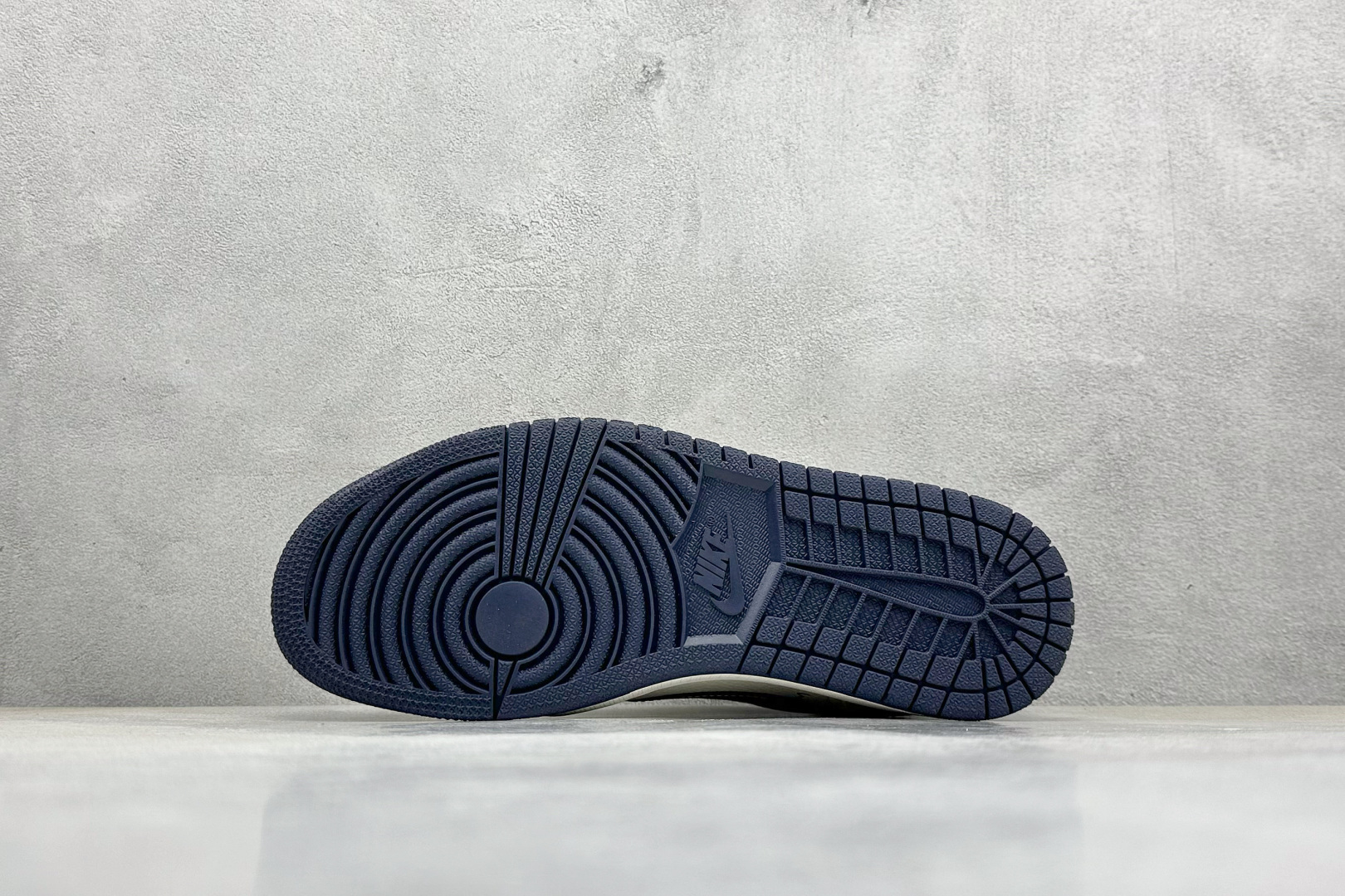 终端放店
XC版 Travis Scott x Fragment Design x Air Jorda