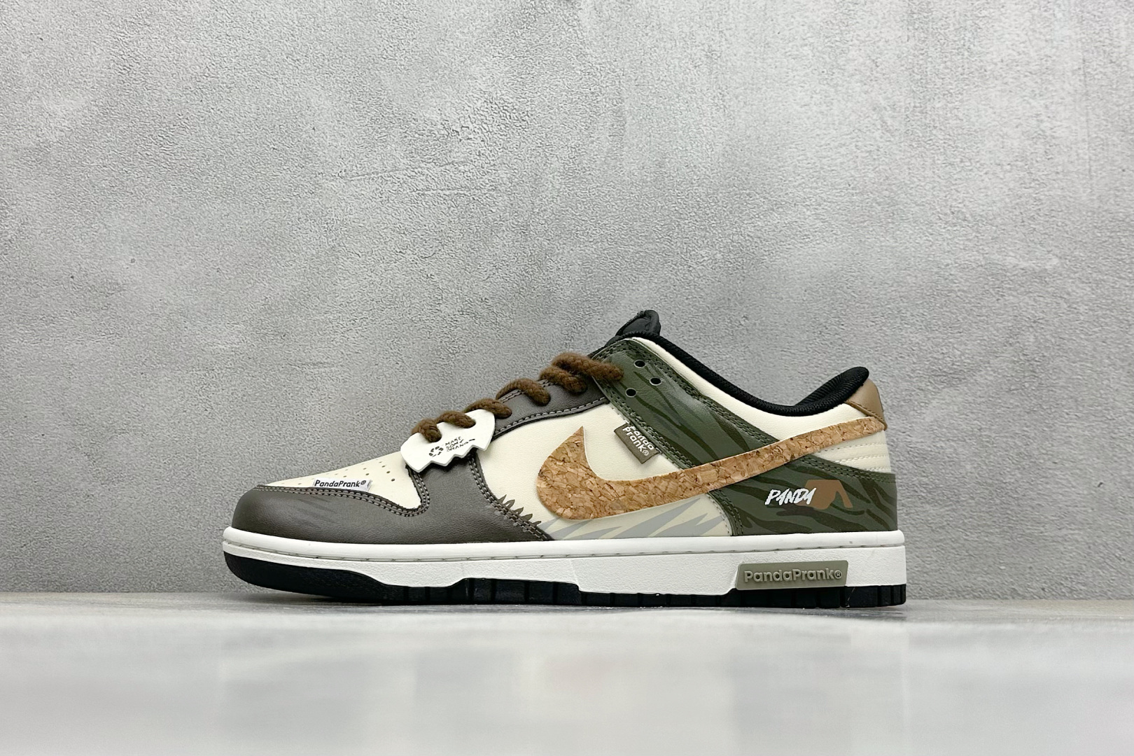  终端放店
FS版 Nike SB Dunk Low 森林危机
纯原大厂出品 极力推荐
原装头层材料 独