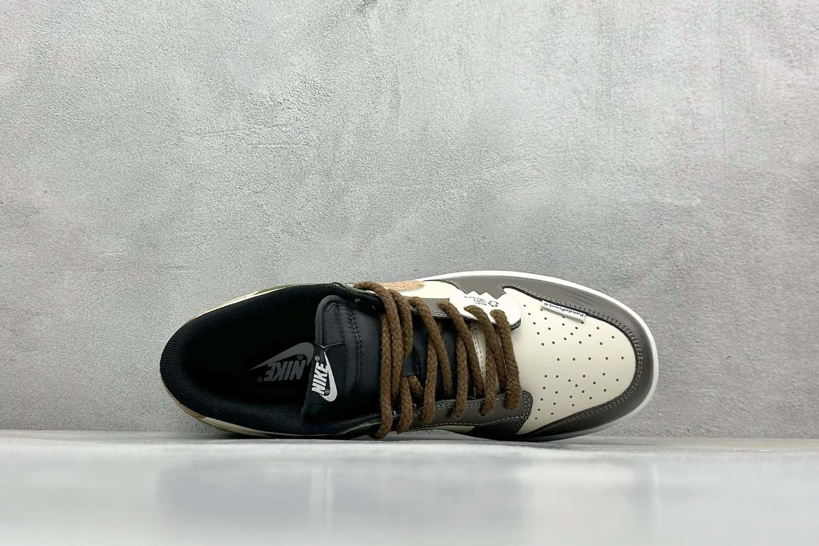 终端放店
FS版 Nike SB Dunk Low 森林危机
纯原大厂出品 极力推荐
原装头层材料 独