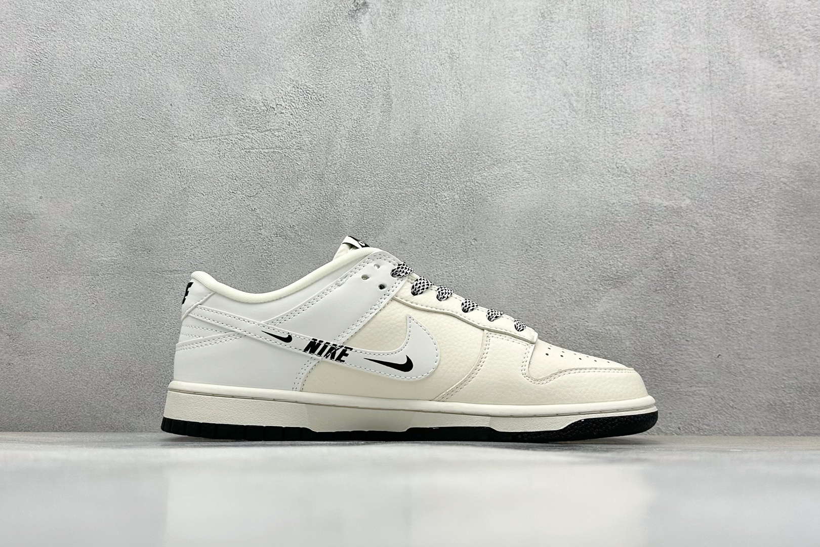  
XC版 Nike SB Dunk Low 米黄白黑勾 周年高端定制 低帮休闲板鞋
#定制鞋盒 大厂纯