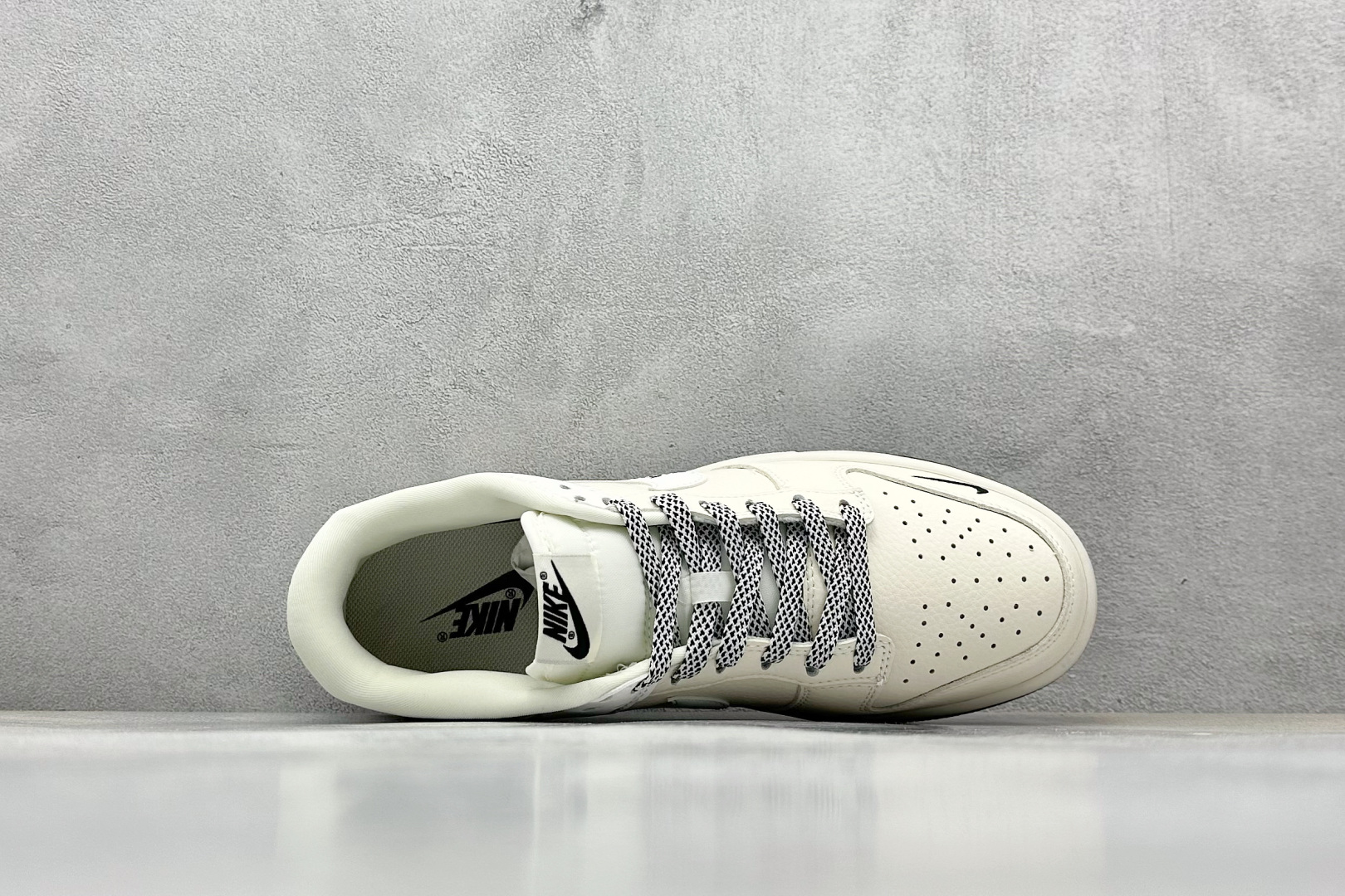  
XC版 Nike SB Dunk Low 米黄白黑勾 周年高端定制 低帮休闲板鞋
#定制鞋盒 大厂纯