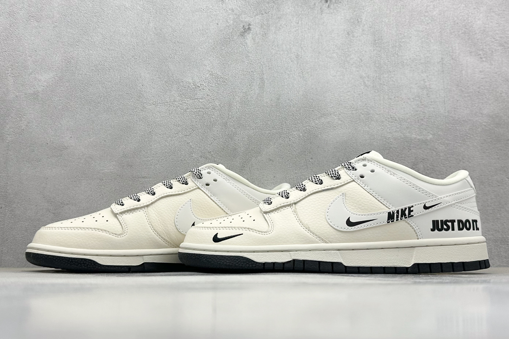  
XC版 Nike SB Dunk Low 米黄白黑勾 周年高端定制 低帮休闲板鞋
#定制鞋盒 大厂纯