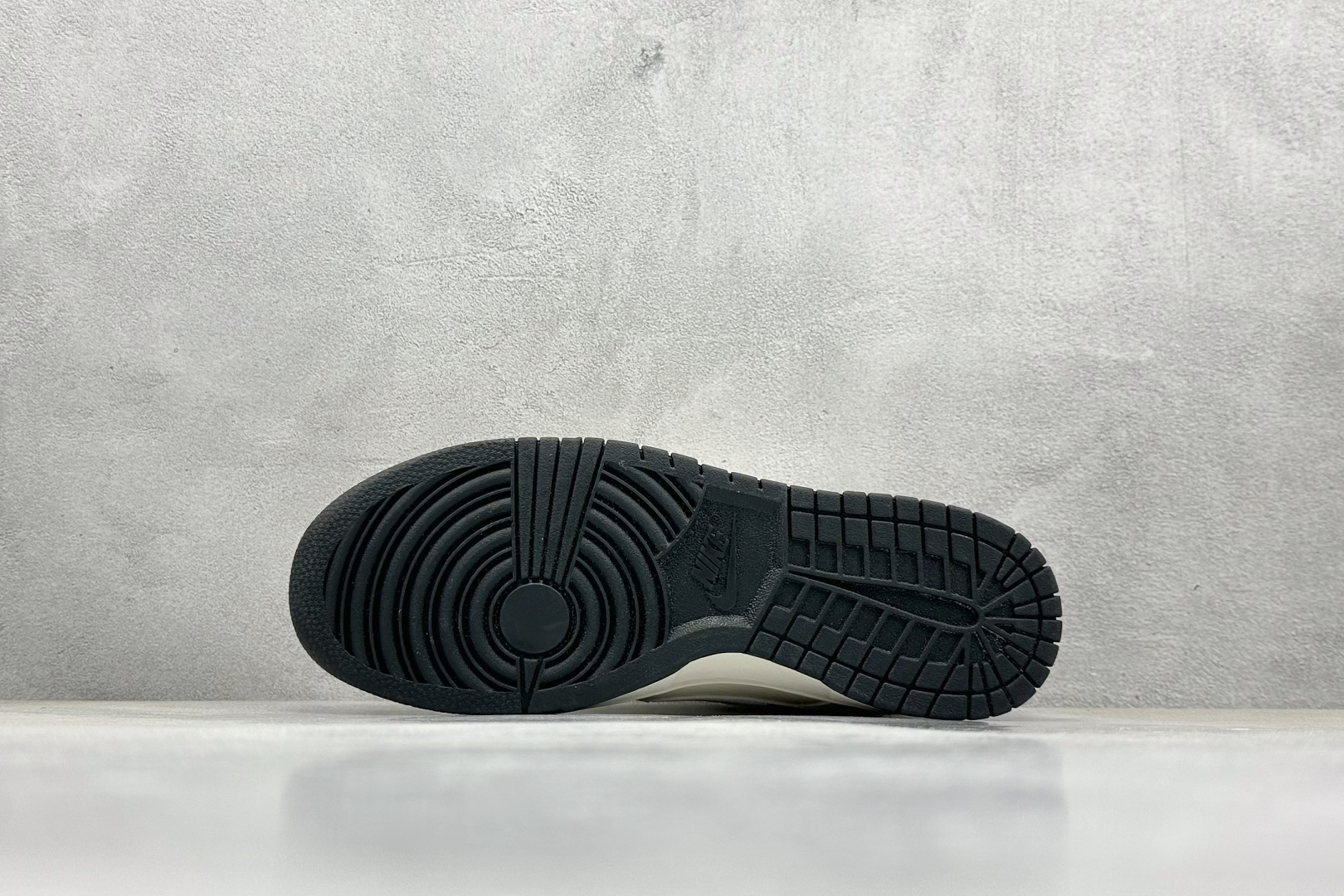  
XC版 Nike SB Dunk Low 米黄白黑勾 周年高端定制 低帮休闲板鞋
#定制鞋盒 大厂纯