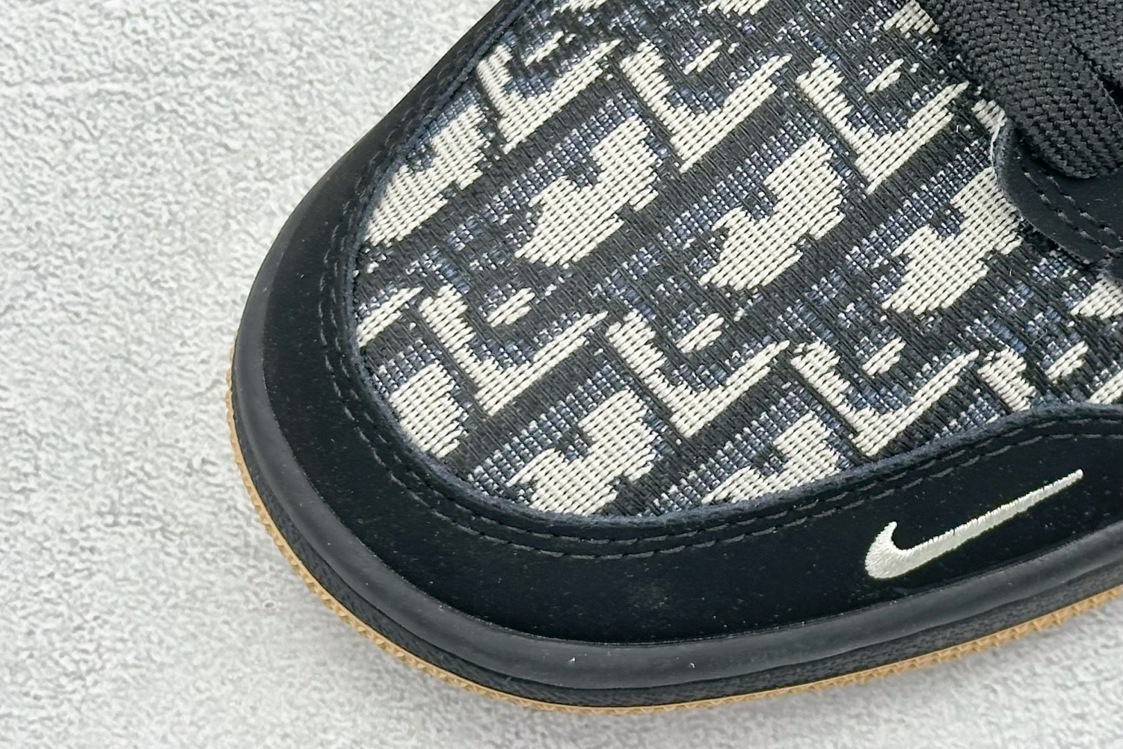 XC版 Travis Scott x Fragment Design x Air Jordan 1