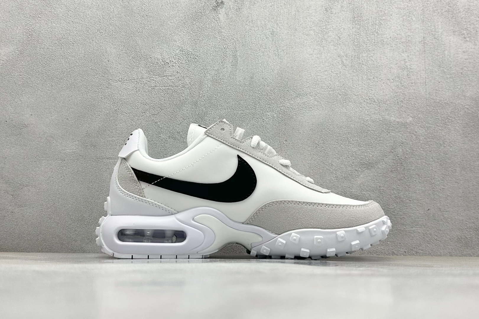 Nike Air Max Waffle SP: Retro Style with Modern Air Cushioning Comfort 3 cmp i1746595753808 1609 0 1