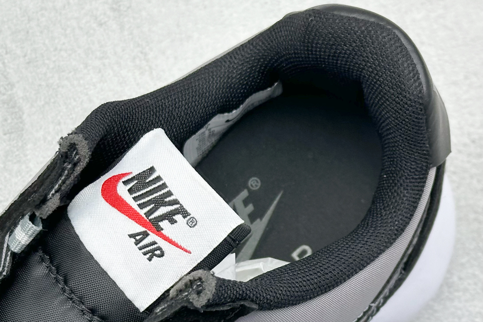 Nike Air Max Waffle SP: Retro Style with Modern Air Cushioning - FV6946 9 cmp i1746595896825 6864 0 7