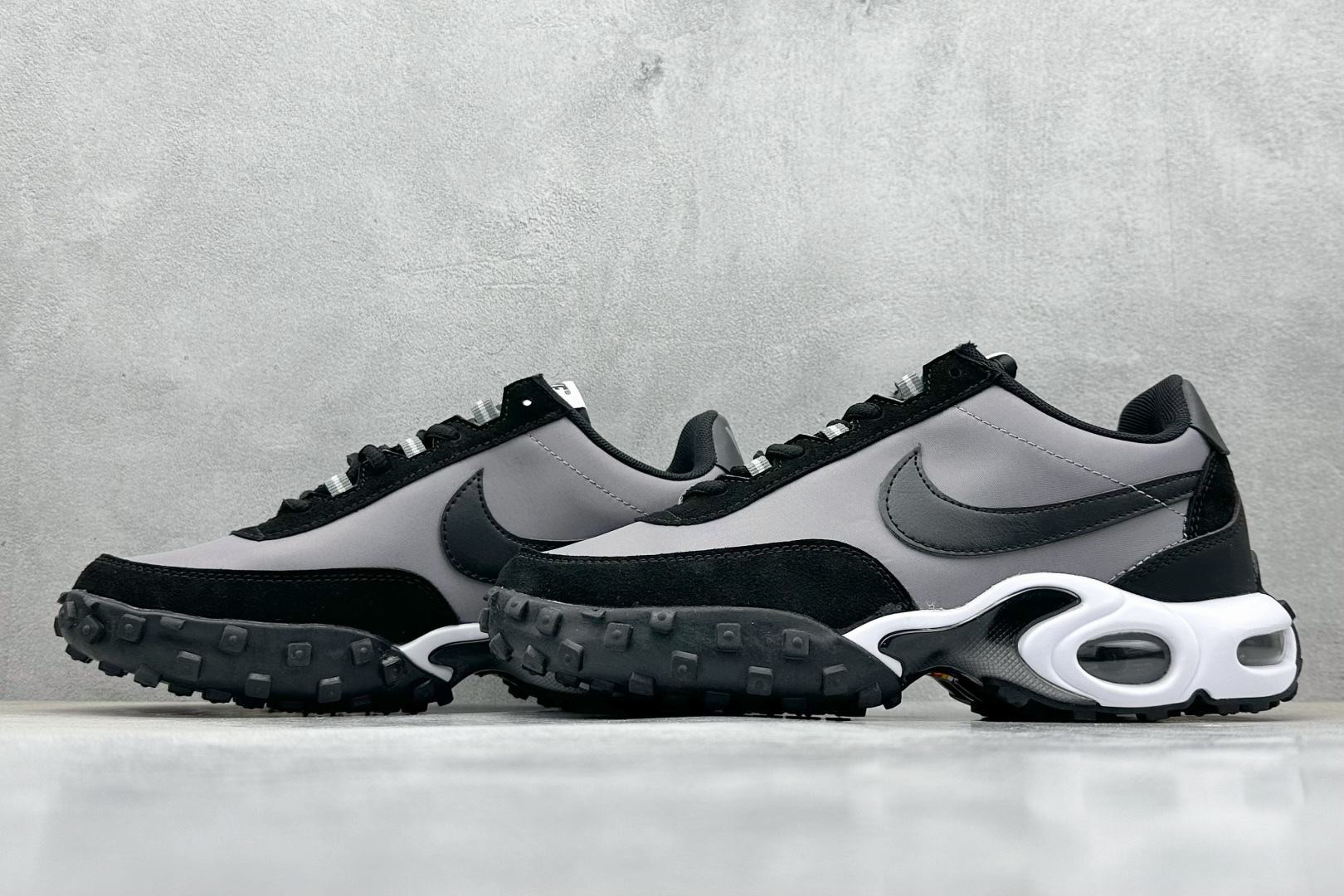 Nike Air Max Waffle SP: Retro Style with Modern Air Cushioning - FV6946 6 cmp i1746595896828 7239 0 4
