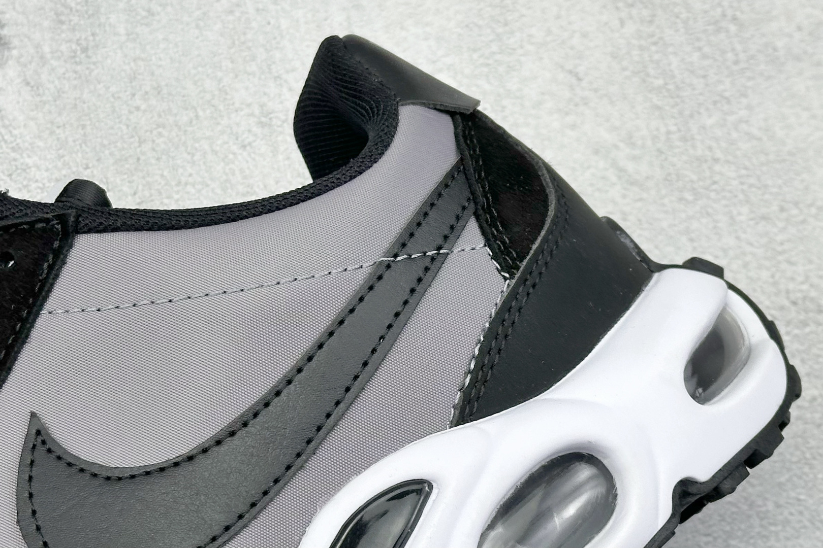Nike Air Max Waffle SP: Retro Style with Modern Air Cushioning - FV6946 10 cmp i1746595898154 1352 0 8