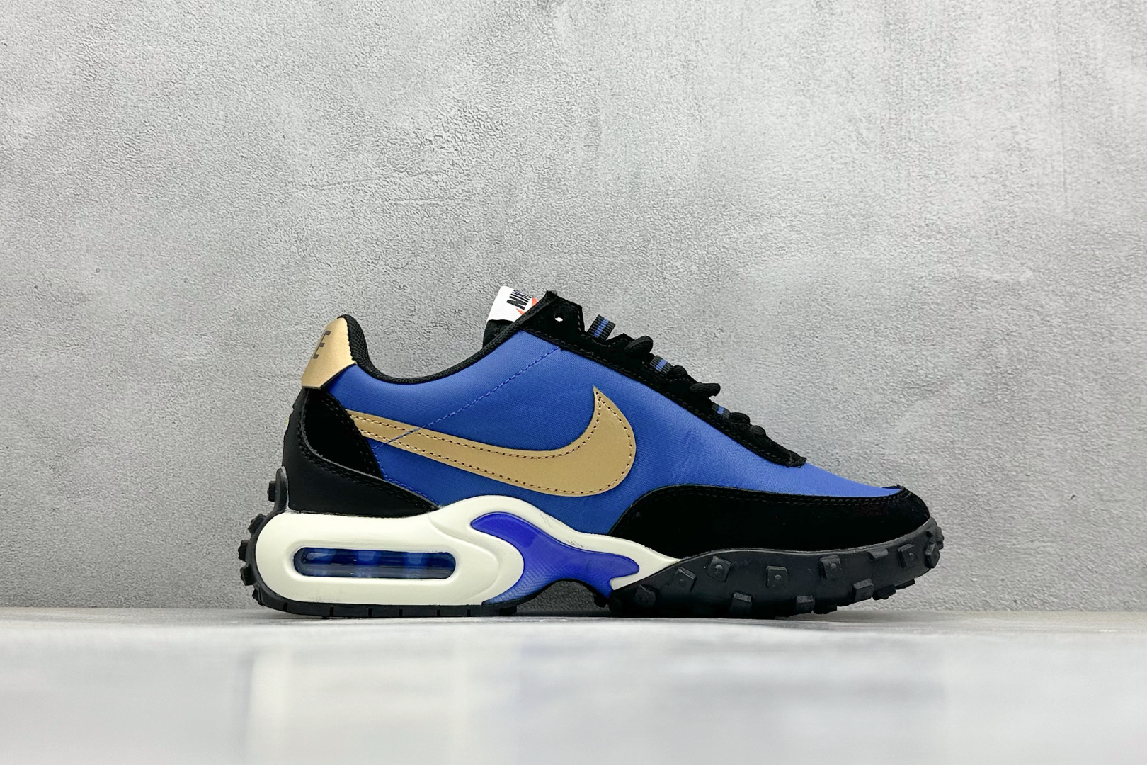 Nike Air Max Waffle SP Retro Running Shoes - FV6946 - Comfort & Style 3 cmp i1746595966849 2985 0 1