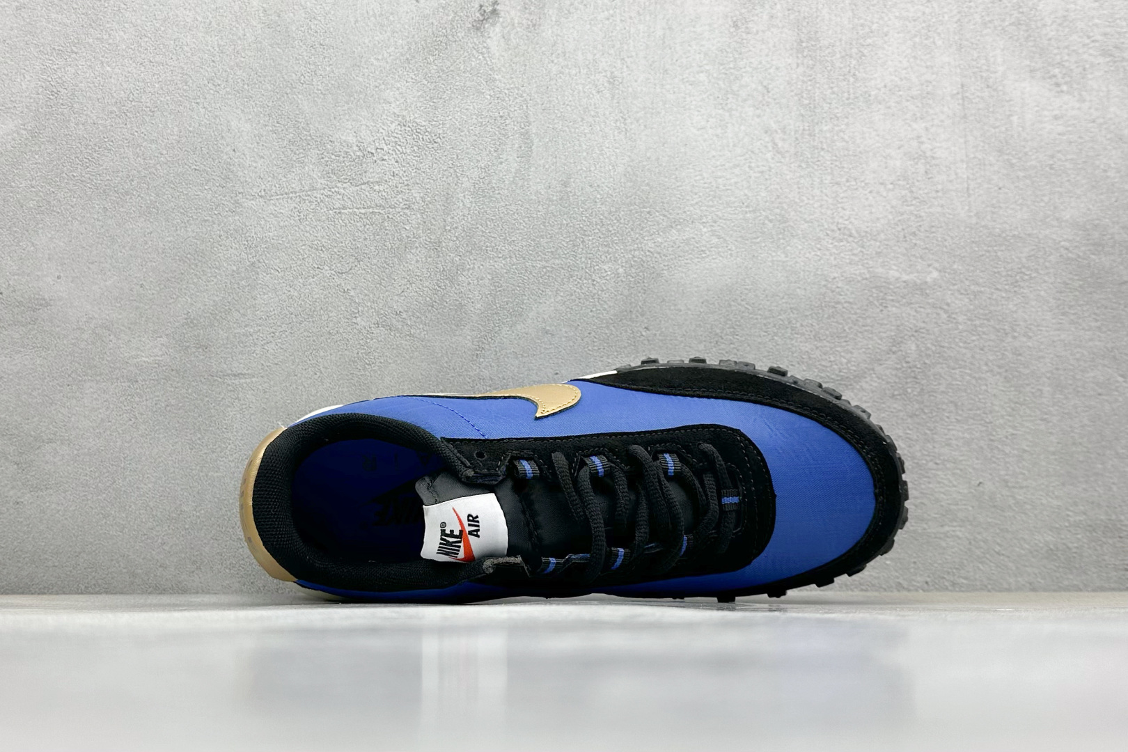 Nike Air Max Waffle SP Retro Running Shoes - FV6946 - Comfort & Style 4 cmp i1746595966850 6278 0 2