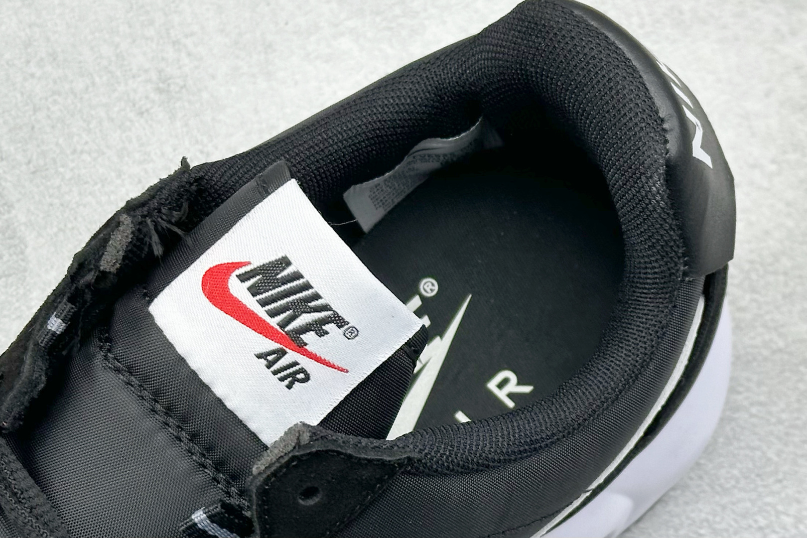Nike Air Max Waffle SP: Retro Style with Modern Air Cushioning System 9 cmp i1746596028163 5244 0 7