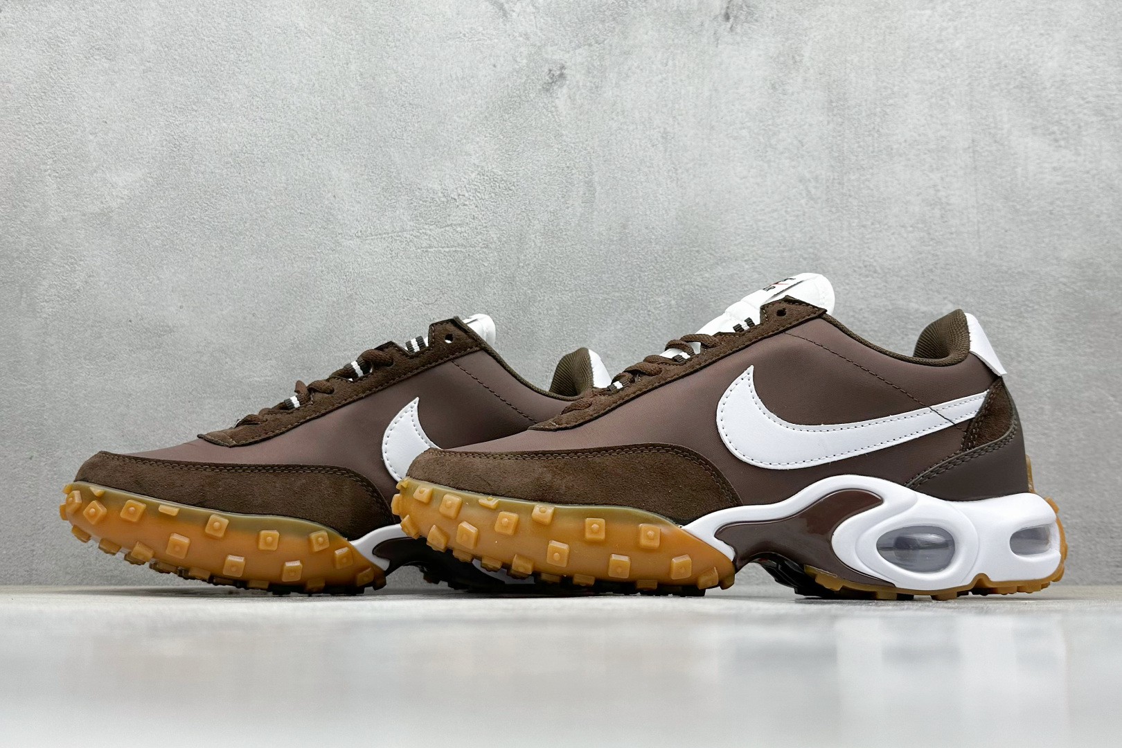 Nike Air Max Waffle SP Brown/White Retro Cushion Sneakers FV6946 6 cmp i1746596075378 7289 0 4