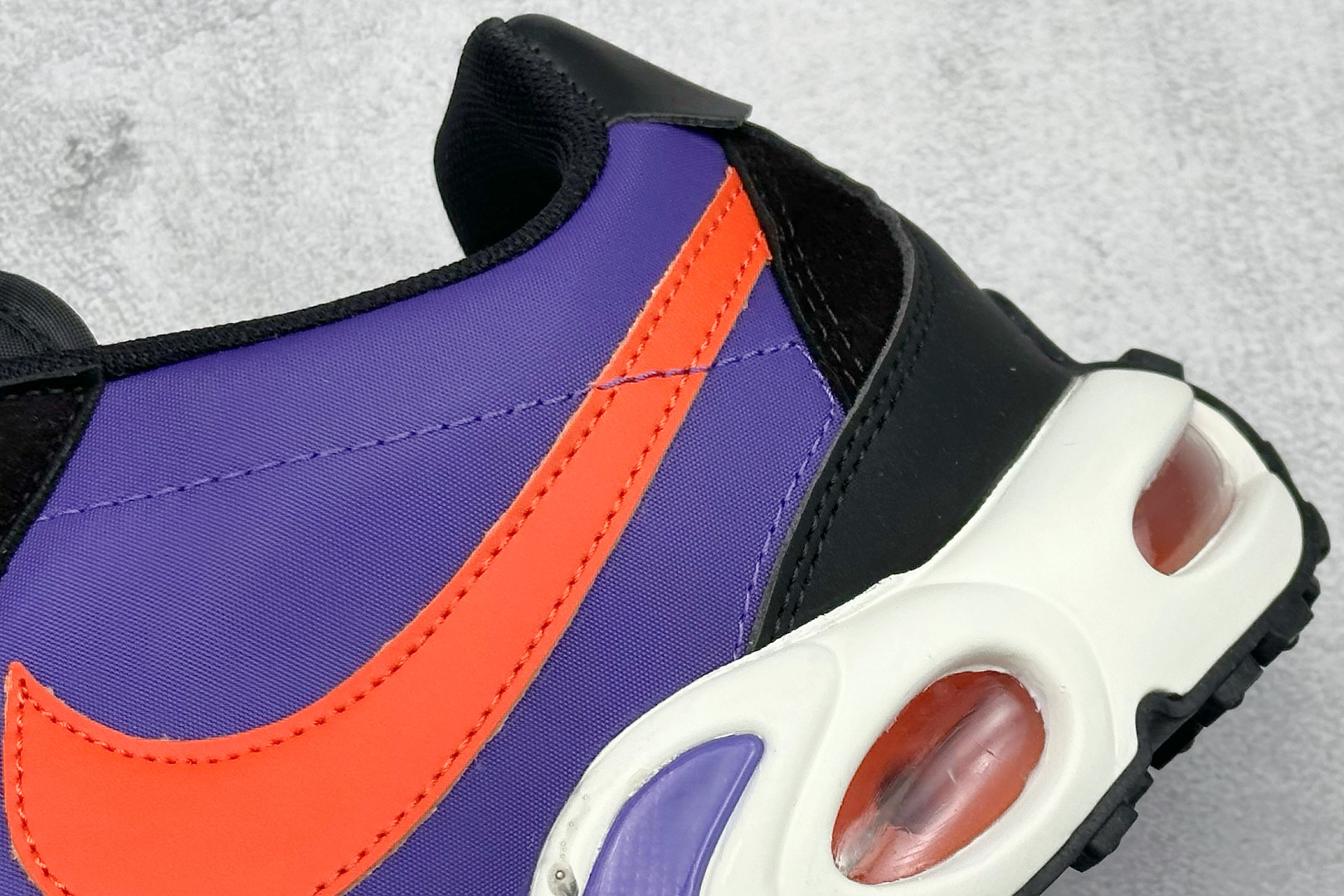 Nike Air Max Waffle SP: Retro Style with Modern Air Cushioning – FV6946 10 cmp i1746596099584 1892 0 8