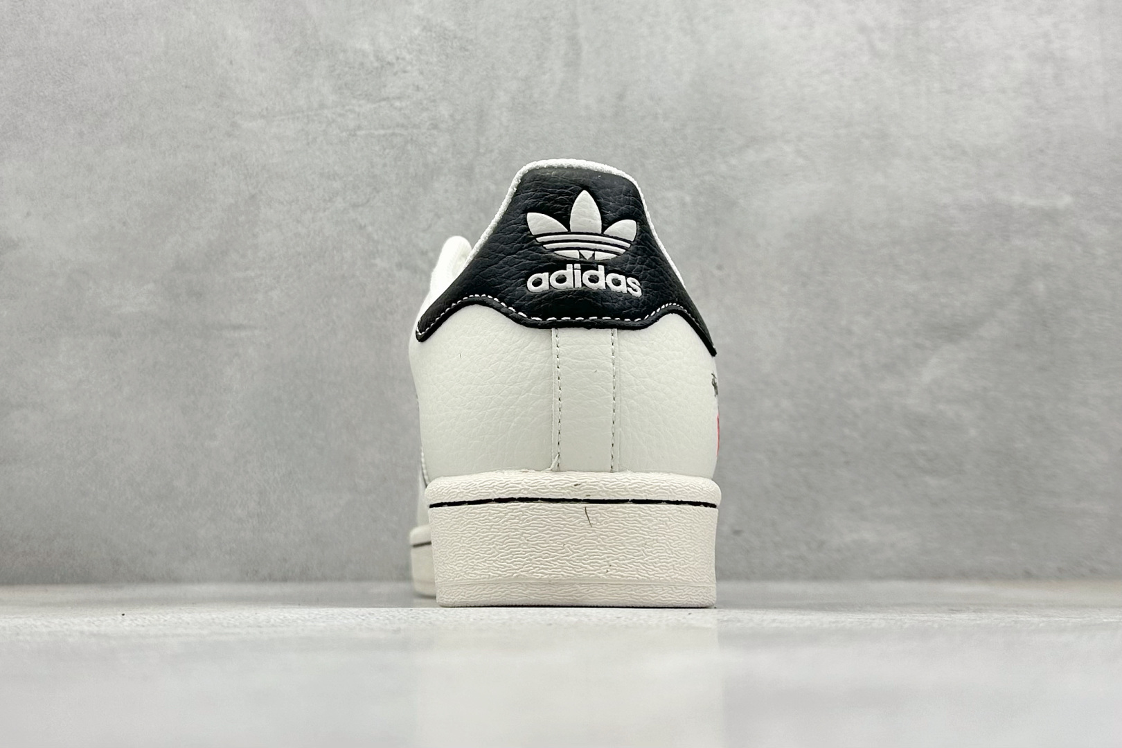 240 AD Originals Superstar x Stussy 白黑满天星 SD6815