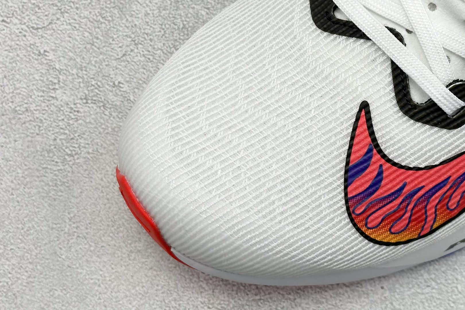 
Nk Zoom Rival Fly 4 耐克超弹轻盈跑步鞋
#鞋款搭载 Flyknit 材料 打造出