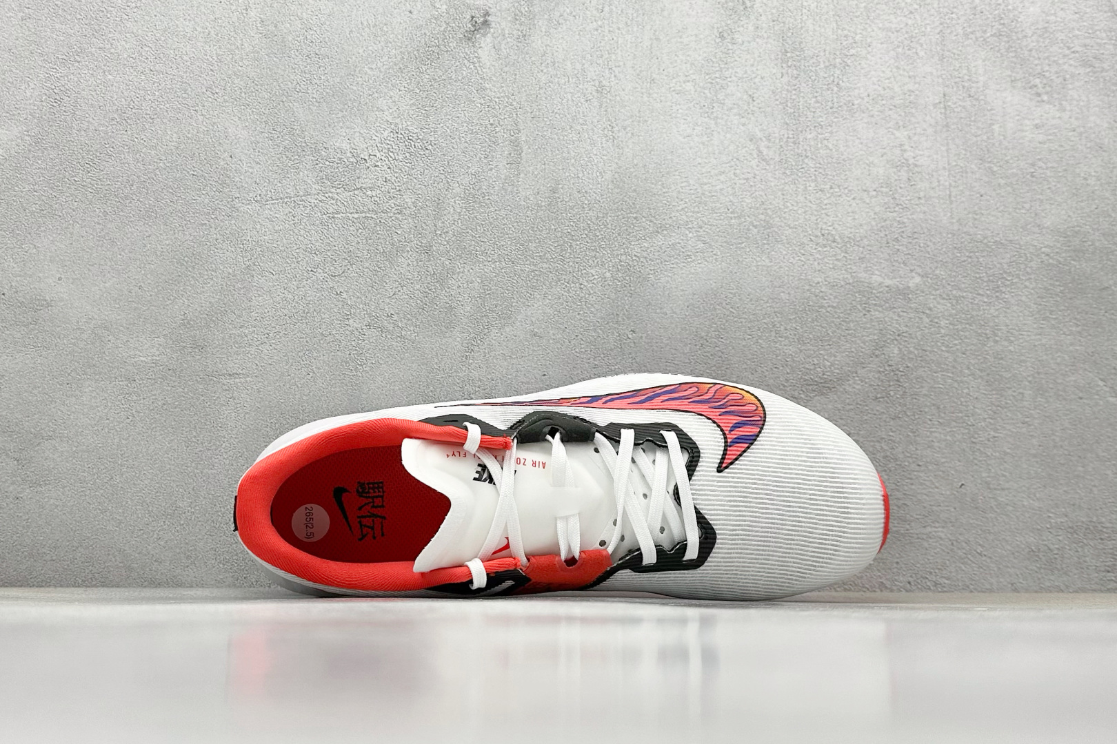 
Nk Zoom Rival Fly 4 耐克超弹轻盈跑步鞋
#鞋款搭载 Flyknit 材料 打造出