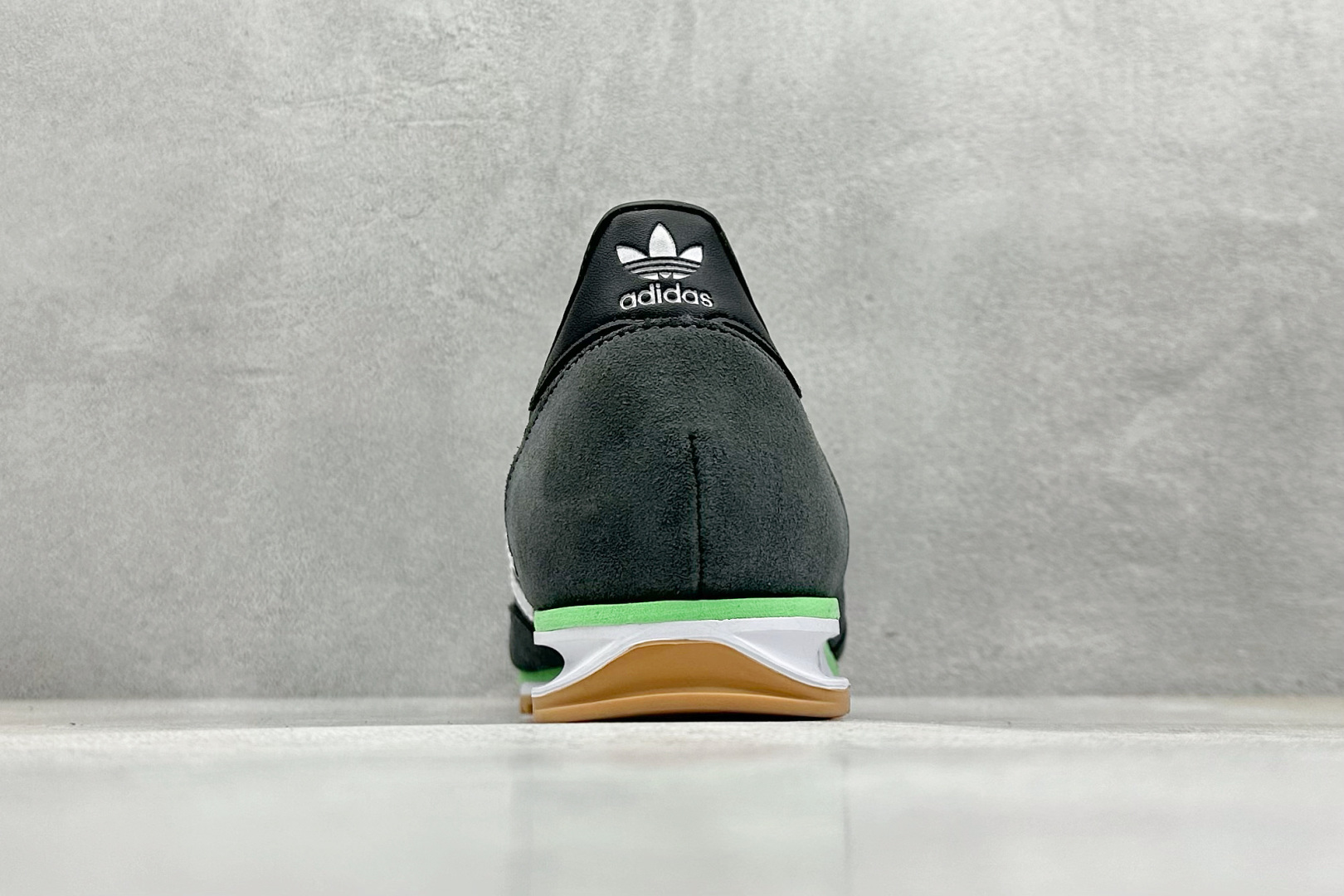 Adidas Originals SL 72 阿迪经典复古慢跑鞋 JH7390
