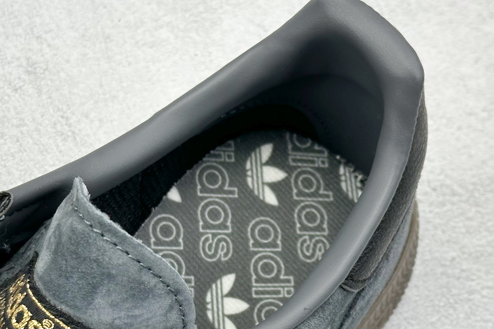160 AD Handball Spezial 经典款 复古休闲板鞋 GY9420
