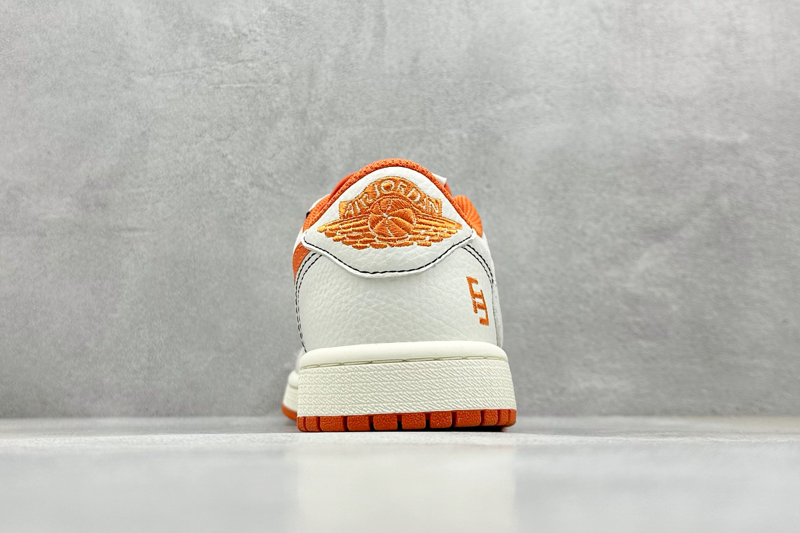 280 SC版 Air Jordan 1 Low AJ1 乔1 芬迪联名 低帮文化休闲板鞋 XZ5749-002