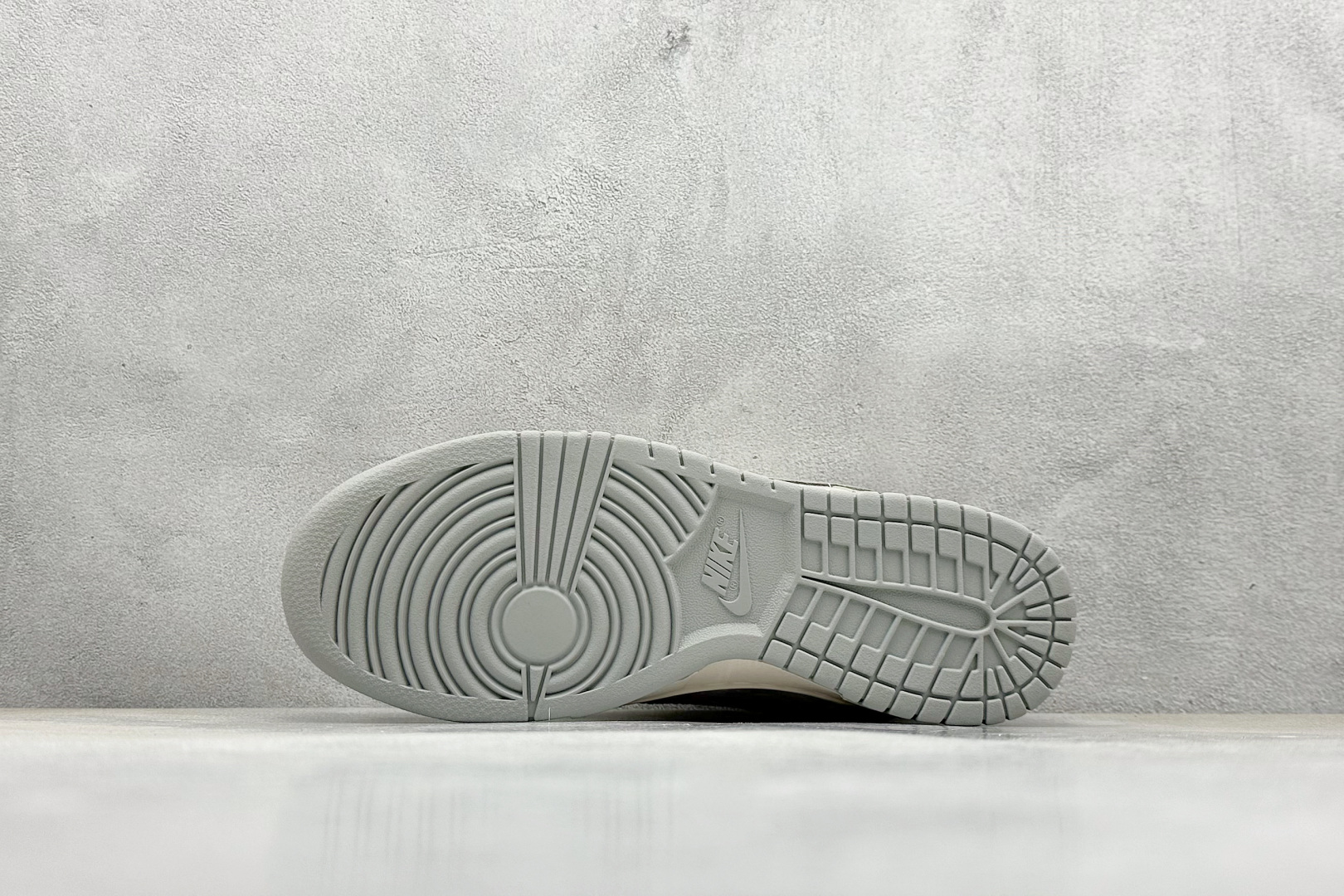 280 Nike SB Dunk Low LV联名 灰蛇鳞勾 周年高端定制 低帮休闲板鞋 XX3168-125