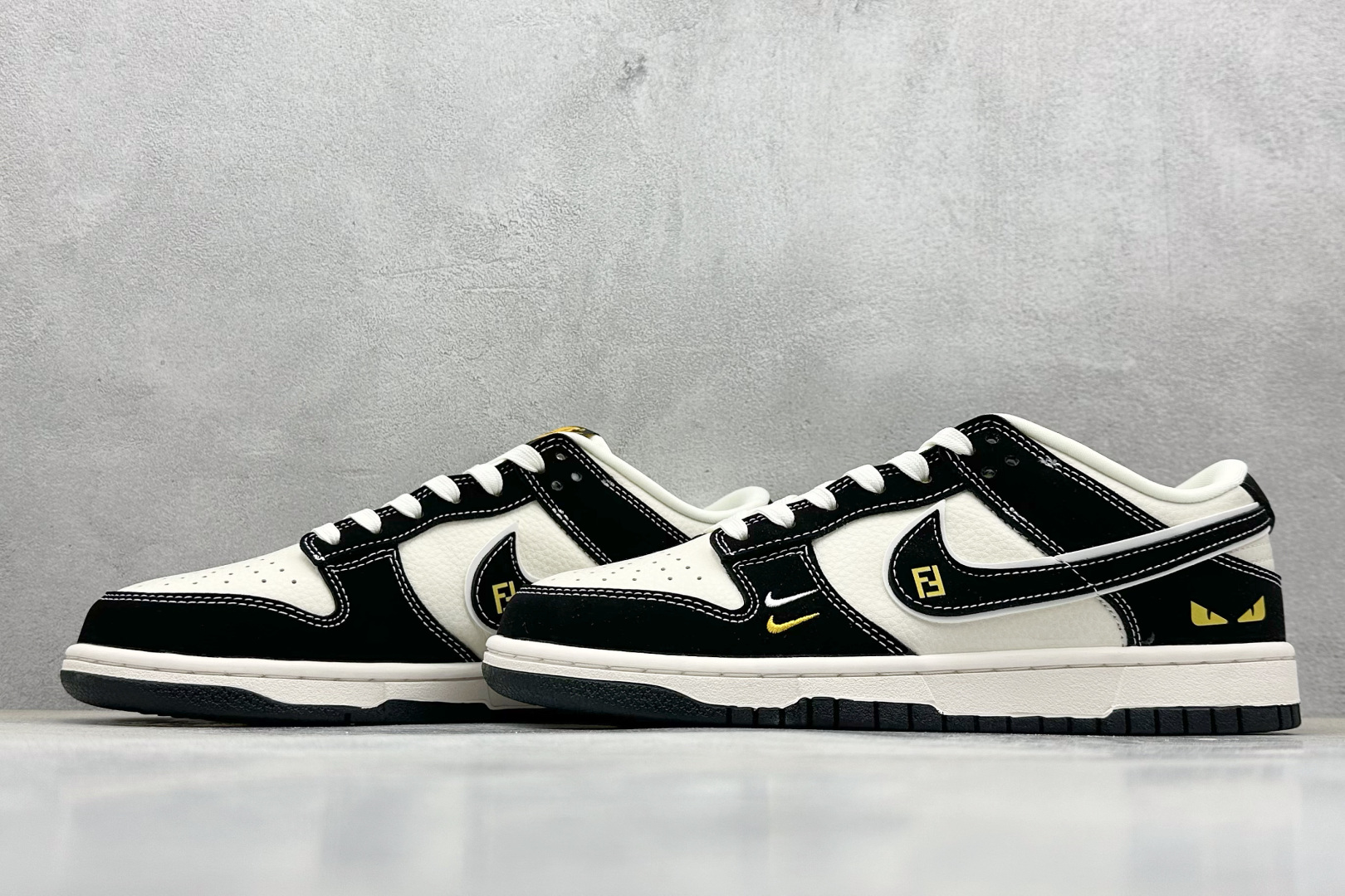  
XC版 Nike SB Dunk Low 芬迪联名 黑白黑勾 周年高端定制 低帮休闲板鞋
#定制鞋