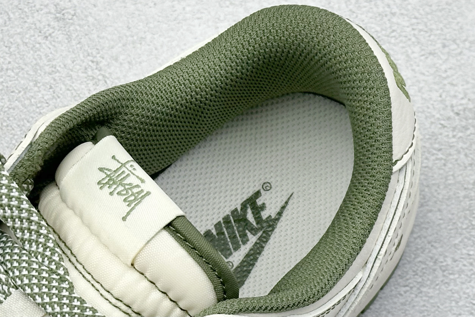  
XC版 Nike SB Dunk Low 斯图西联名
纯原大厂出品 极力推荐 
原装头层材料 独家版