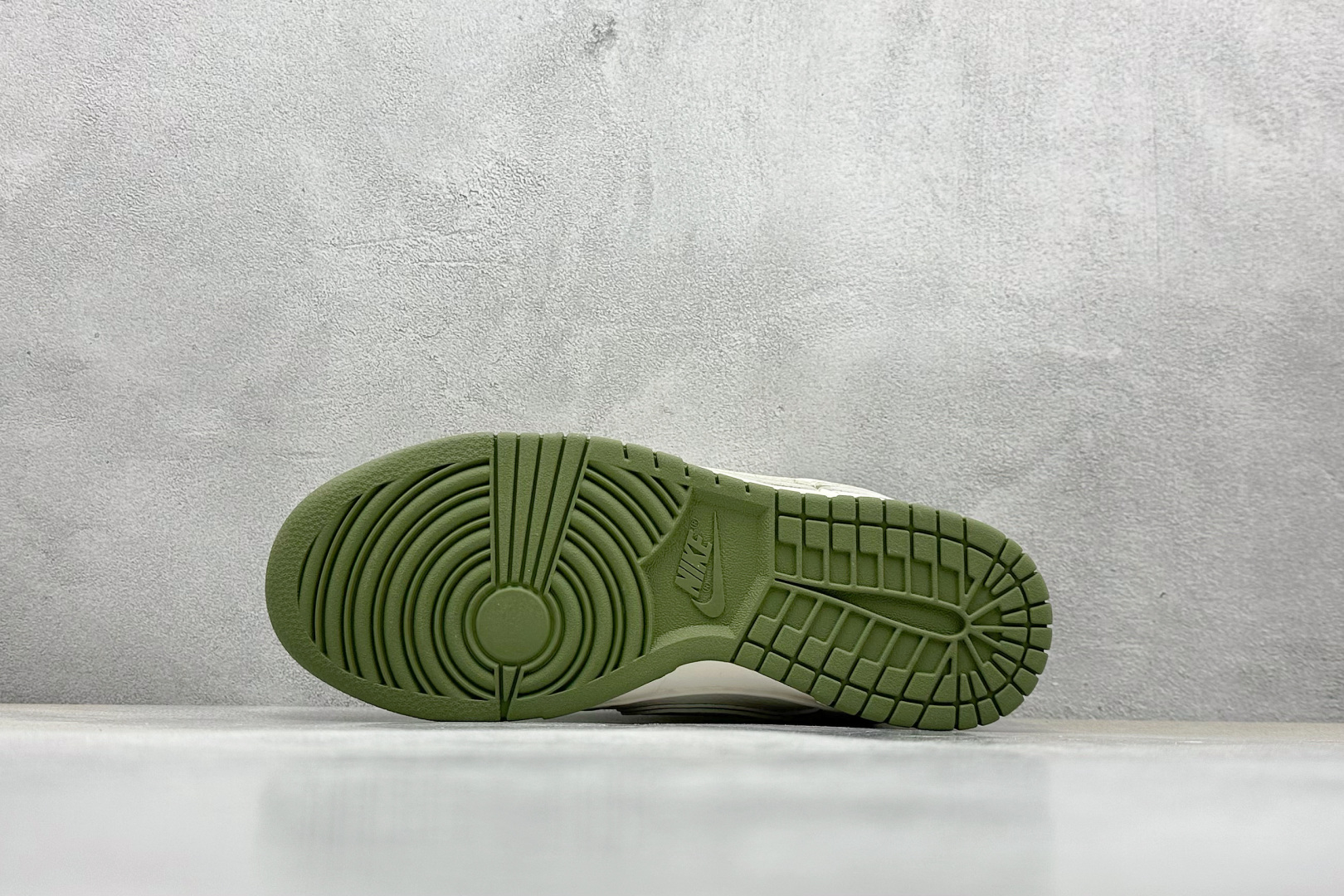  
XC版 Nike SB Dunk Low 斯图西联名
纯原大厂出品 极力推荐 
原装头层材料 独家版
