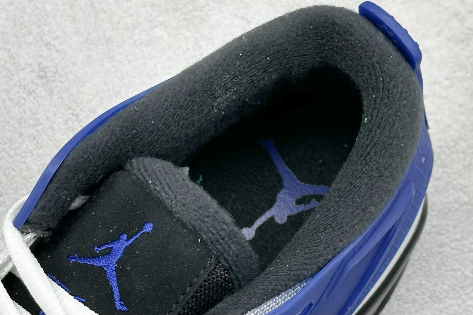  
F版 Nike Air Jordan 4 Retro  RM 乔丹四代
纯原大厂出品
Air Jor