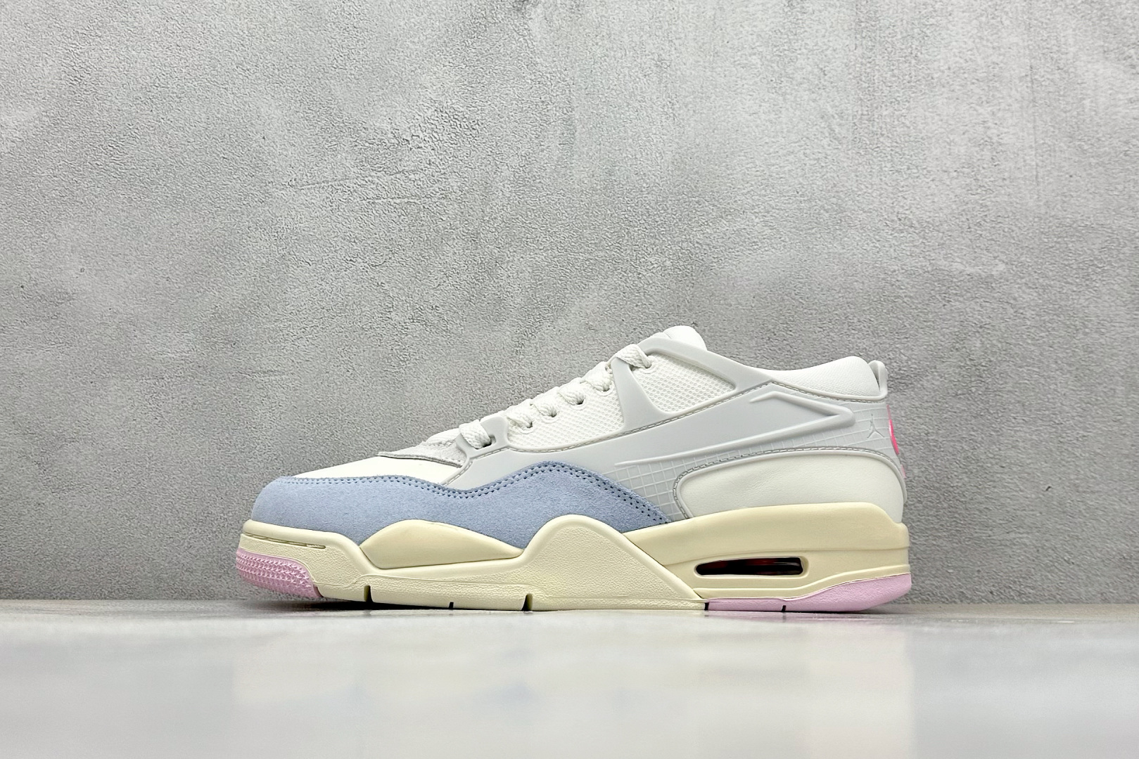  
F版 Nike Air Jordan 4 Retro  RM 乔丹四代
纯原大厂出品
Air Jor