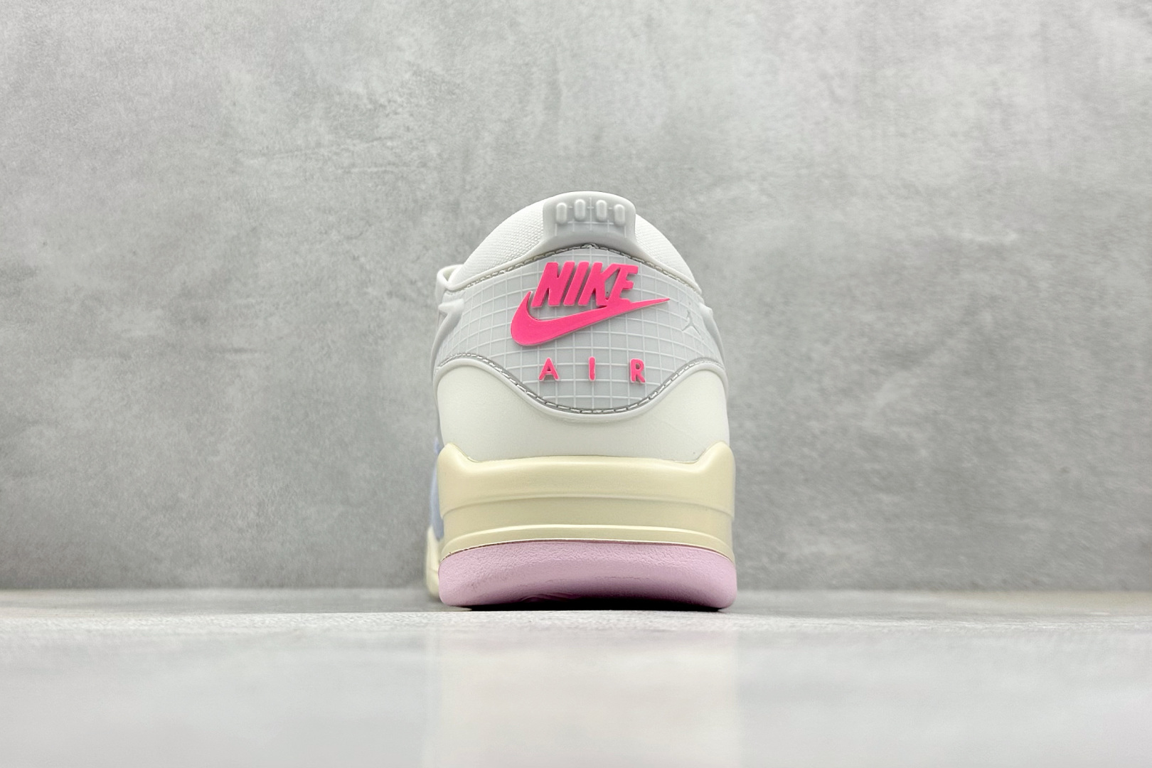  
F版 Nike Air Jordan 4 Retro  RM 乔丹四代
纯原大厂出品
Air Jor