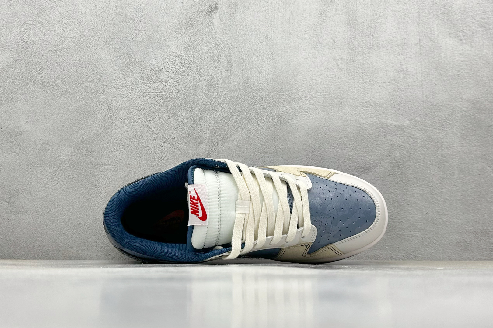  
FS版 Nike SB Dunk Low 蝎泽而渔
纯原大厂出品 极力推荐
原装头层材料 独家版型蒸