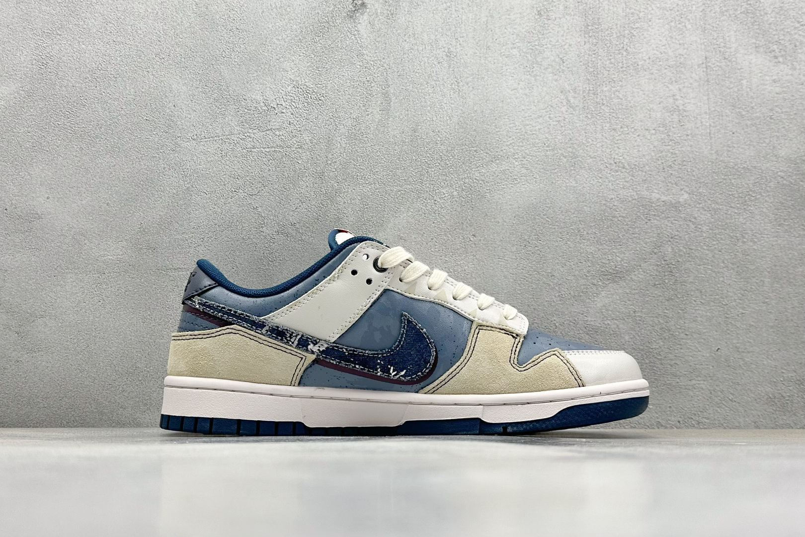  
FS版 Nike SB Dunk Low 蝎泽而渔
纯原大厂出品 极力推荐
原装头层材料 独家版型蒸