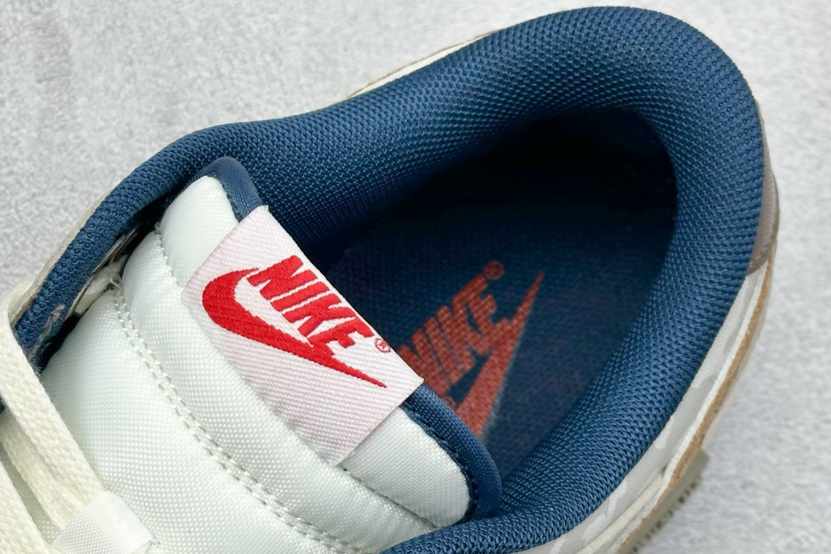  
FS版 Nike SB Dunk Low 布丁奶茶
纯原大厂出品 极力推荐
原装头层材料 独家版型蒸