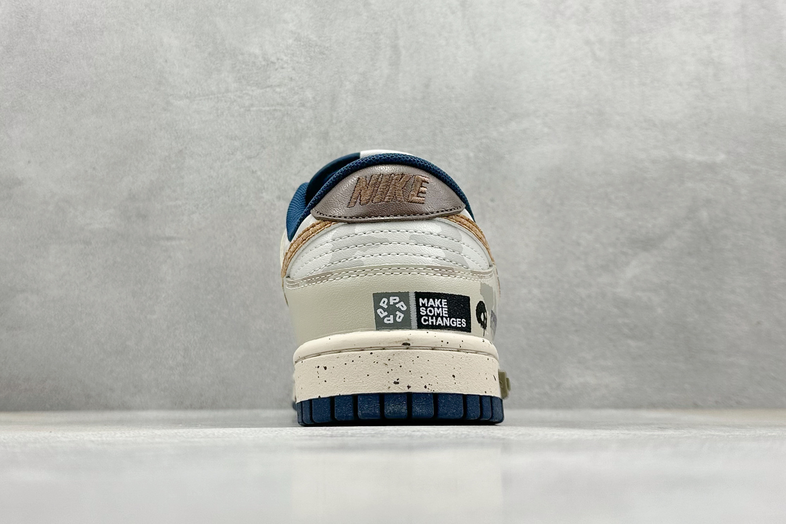  
FS版 Nike SB Dunk Low 布丁奶茶
纯原大厂出品 极力推荐
原装头层材料 独家版型蒸