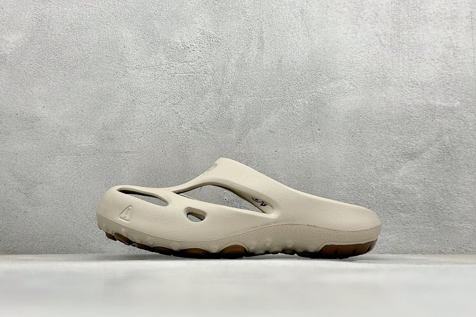 150 BF版 KEEN 科恩 Shanti EVA 小红书热门户外洞洞拖鞋