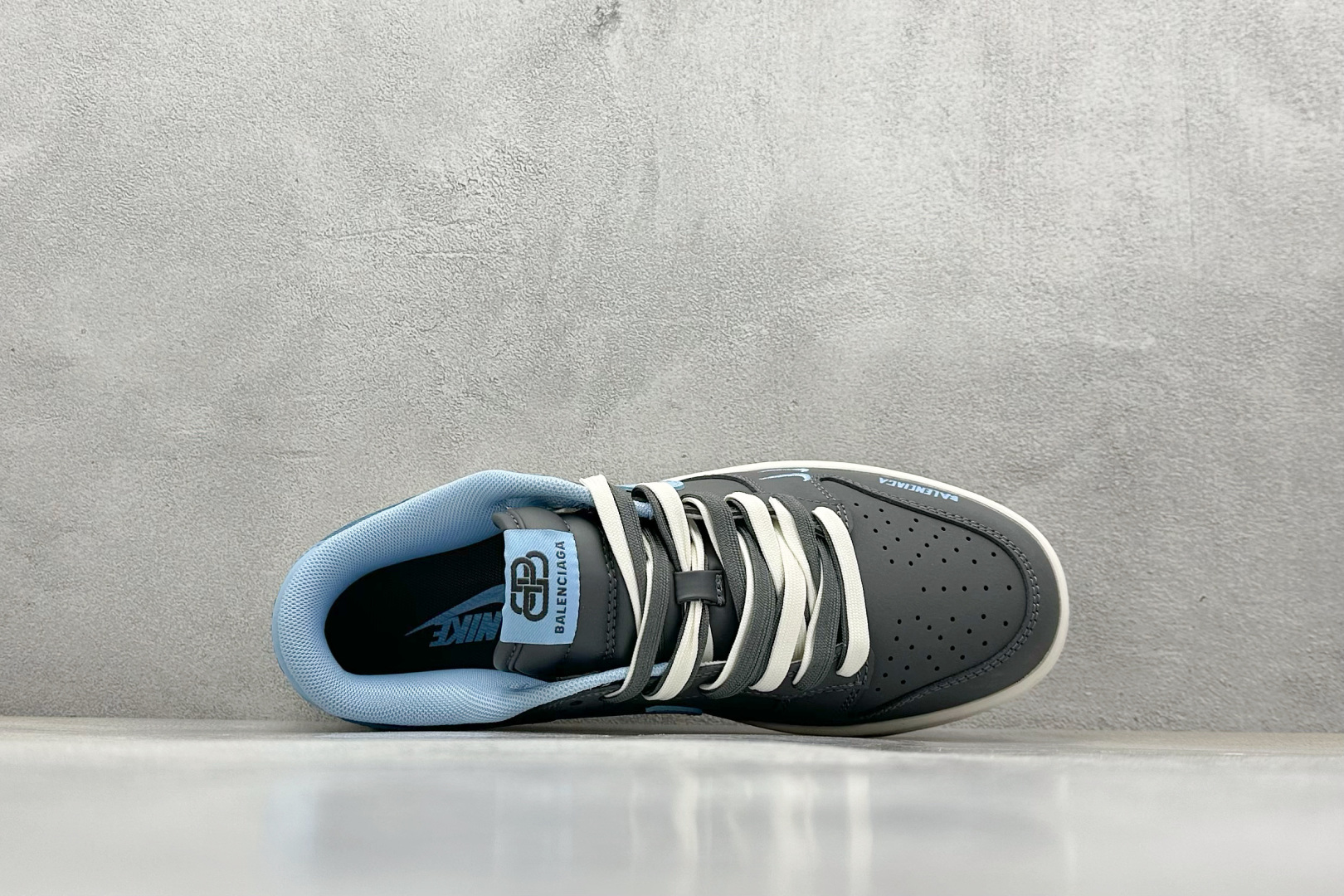 260 Nike SB Dunk Low x Balenciaga 灰蓝双小钩 FX1588-301
