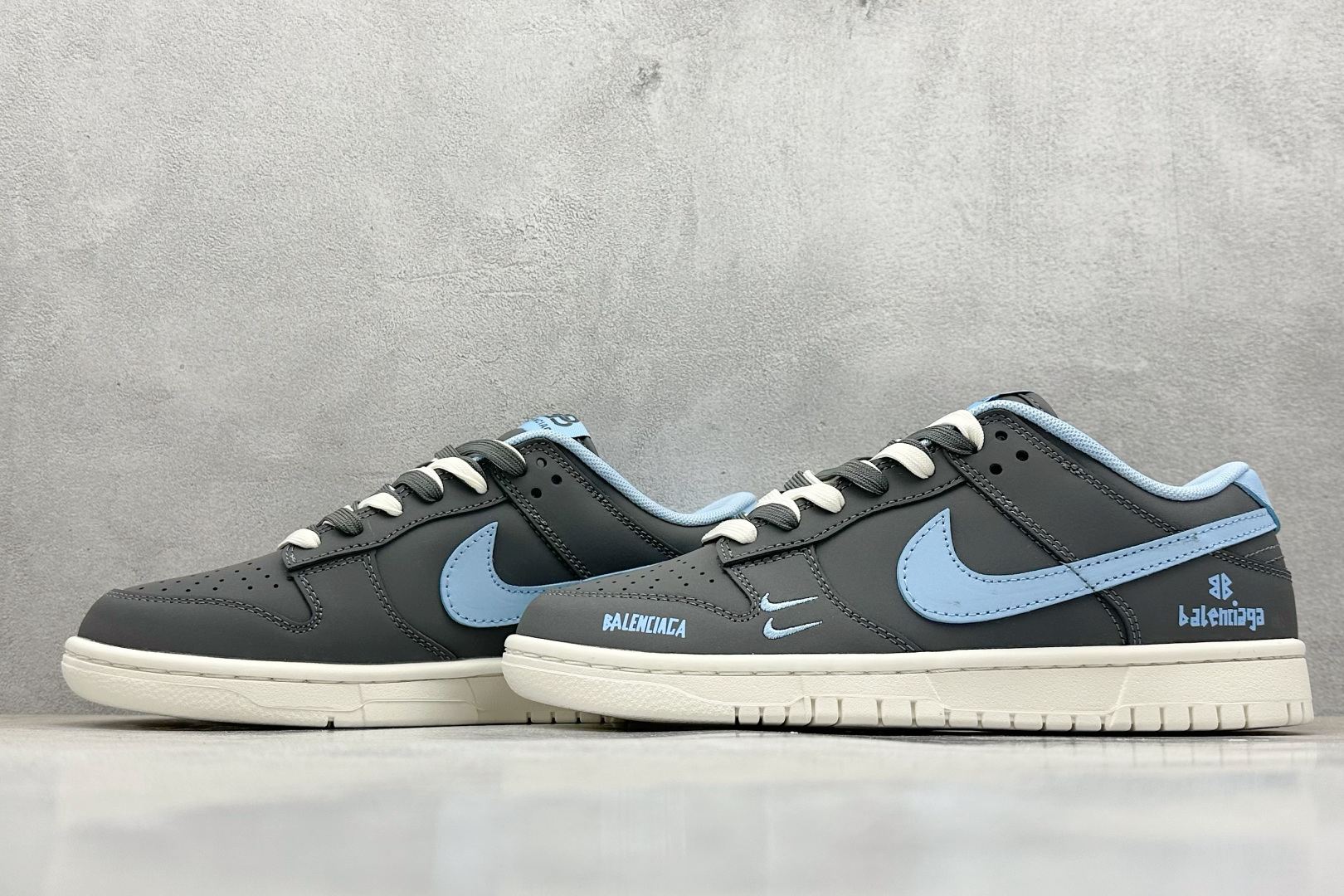 260 Nike SB Dunk Low x Balenciaga 灰蓝双小钩 FX1588-301