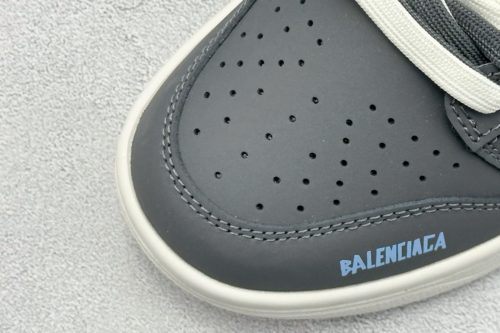 260 Nike SB Dunk Low x Balenciaga 灰蓝双小钩 FX1588-301