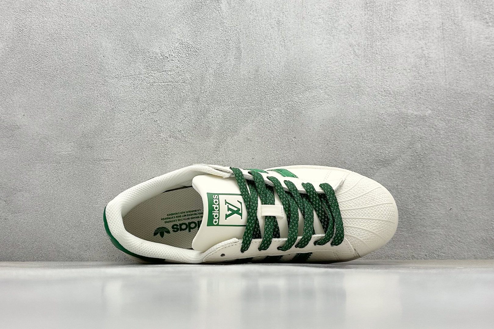 240 AD Originals Superstar x Louis Vuitton 白绿 XS0003