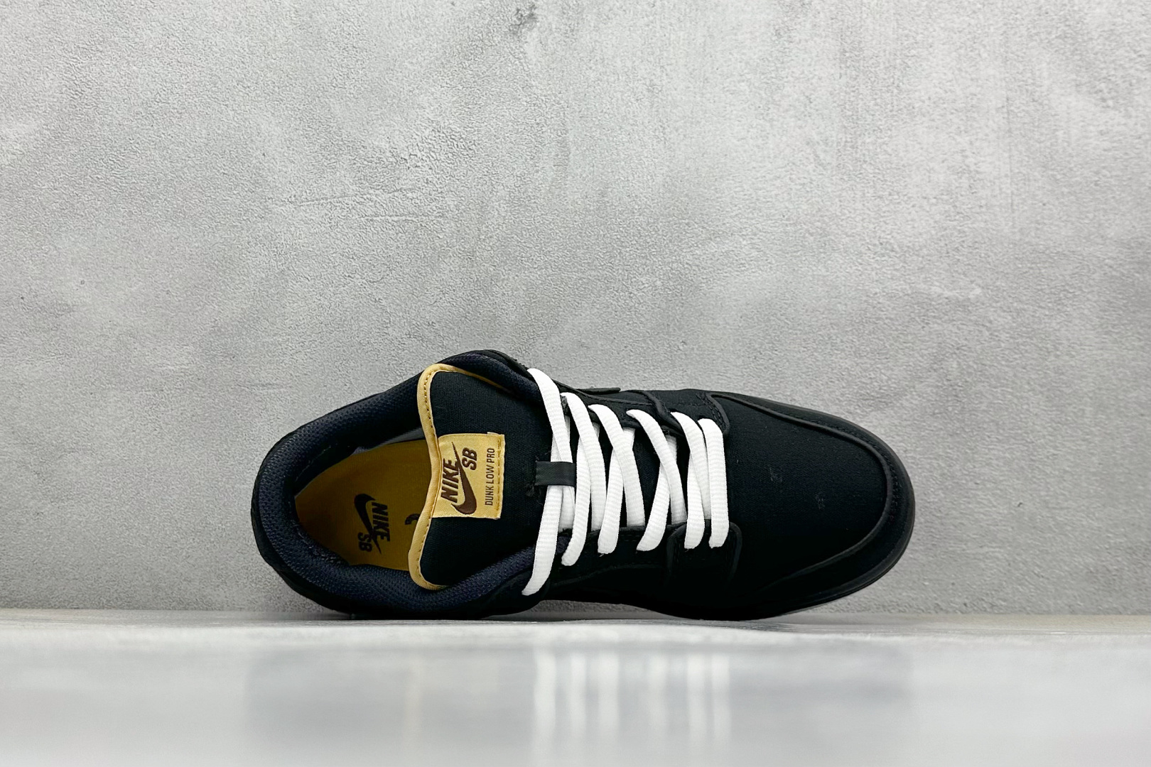 NIKE SB Dunk Low 全黑帆布 FN5880-001
