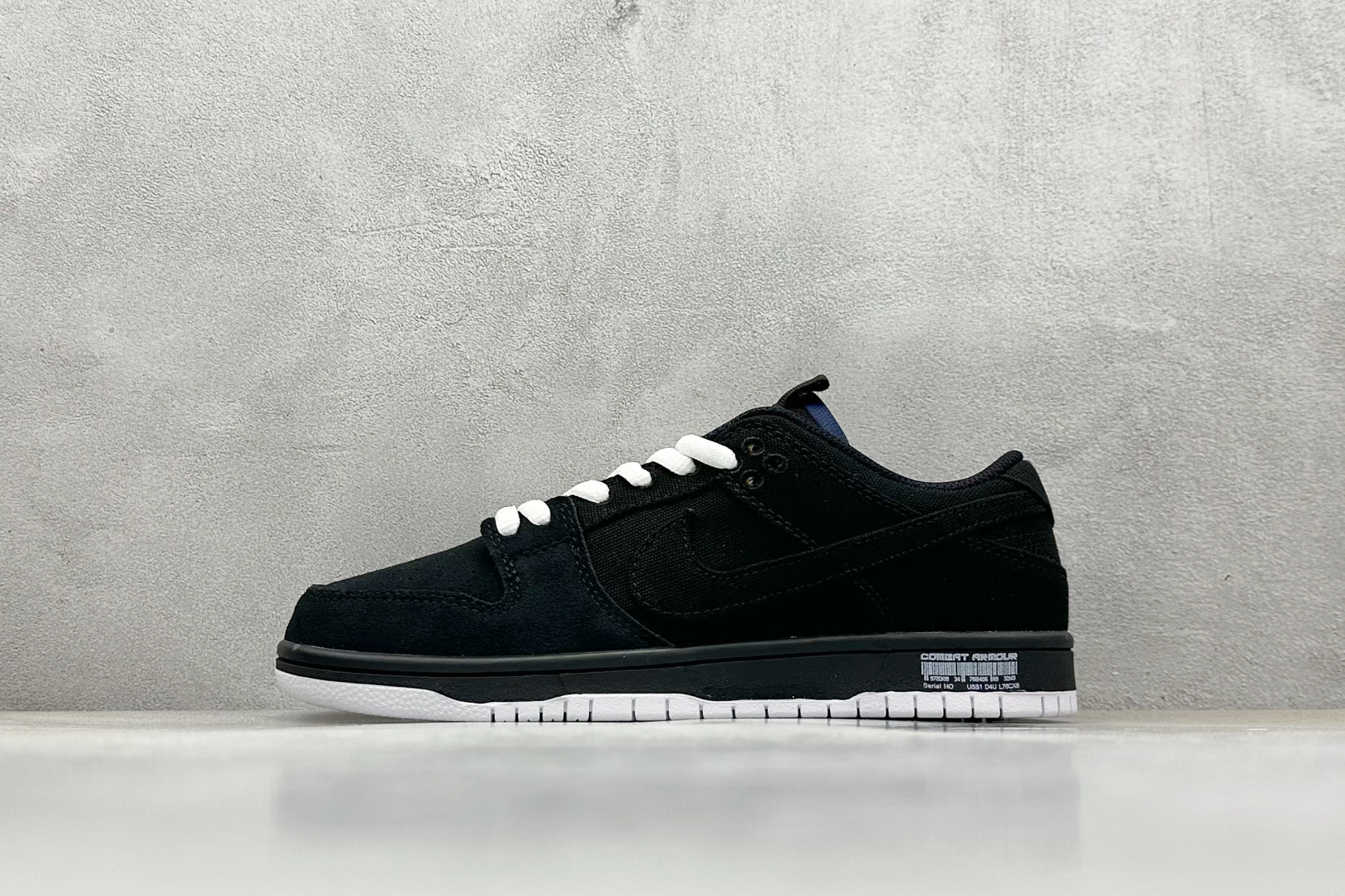NIKE SB Dunk Low 全黑帆布 DX6775-400