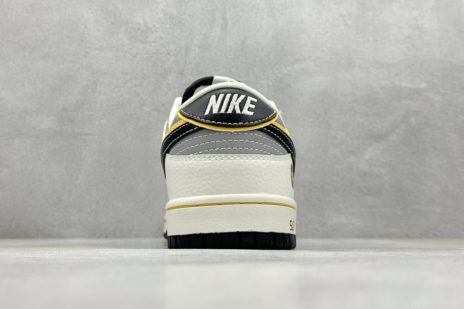 NIKE DUNK LOW 小米联名 Su7 Ultru 周年高端定制 低帮休闲板鞋 XX3168-166