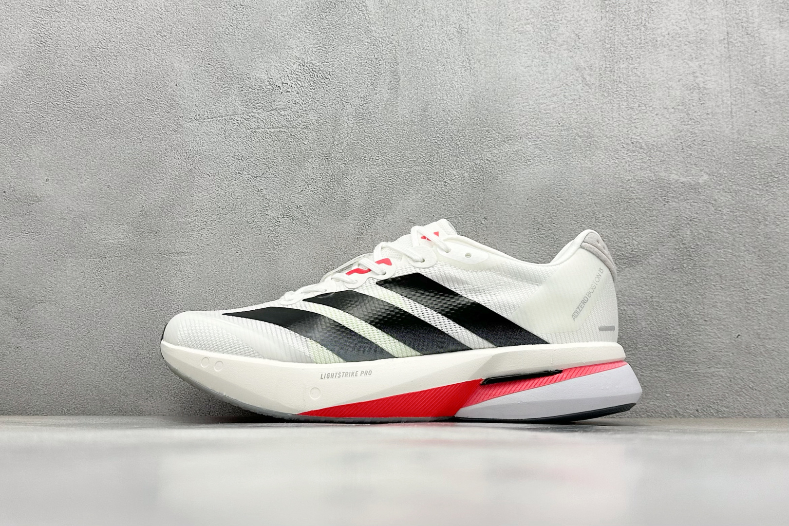 200 Adidas Adizero Boston 13 阿迪透气低帮跑步鞋 JS4934
