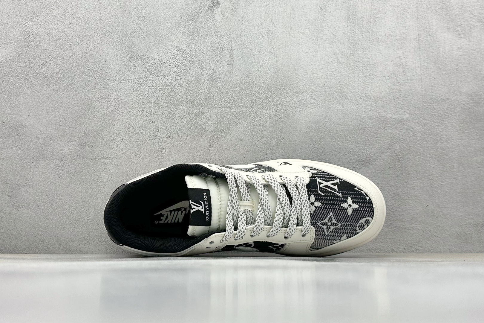 Nike SB Dunk Low LV联名 黑白织布白勾 周年高端定制 低帮休闲板鞋 FC1688-229