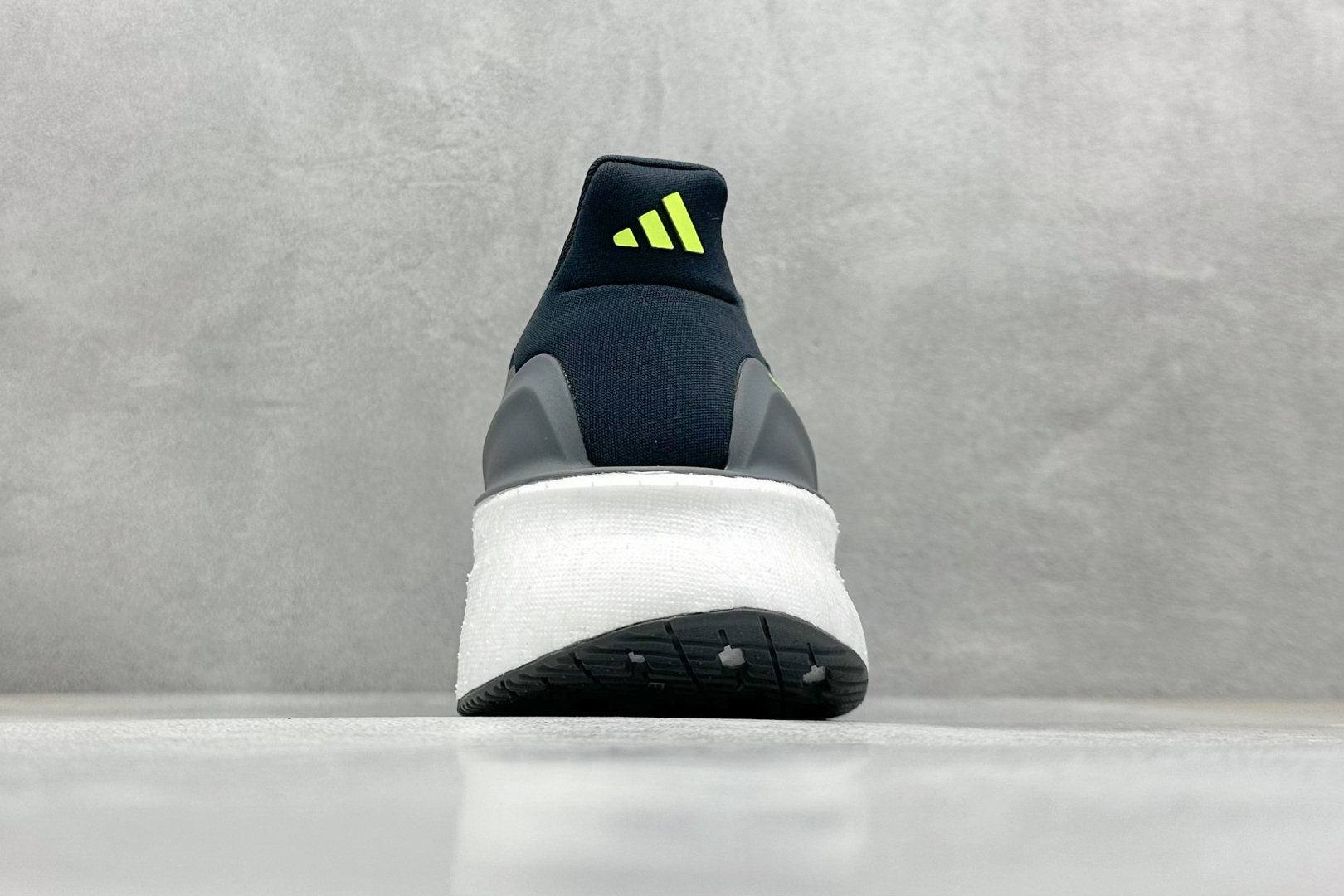  
RS版 AD Ultraboost 5X 阿迪达斯新款休闲爆米花跑步鞋

货号：JH9034
尺码