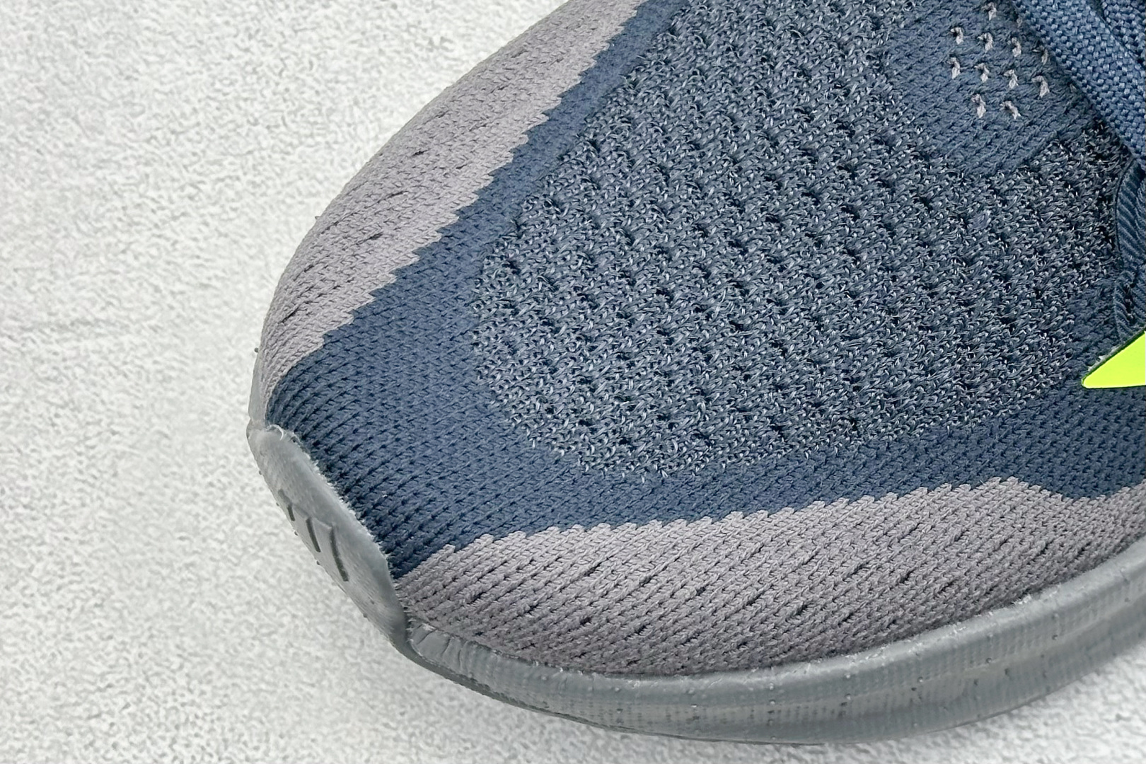  
RS版 AD Ultraboost 5X 阿迪达斯新款休闲爆米花跑步鞋

货号：JH9034
尺码