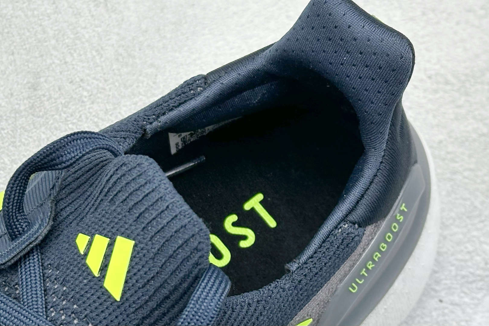  
RS版 AD Ultraboost 5X 阿迪达斯新款休闲爆米花跑步鞋

货号：JH9034
尺码